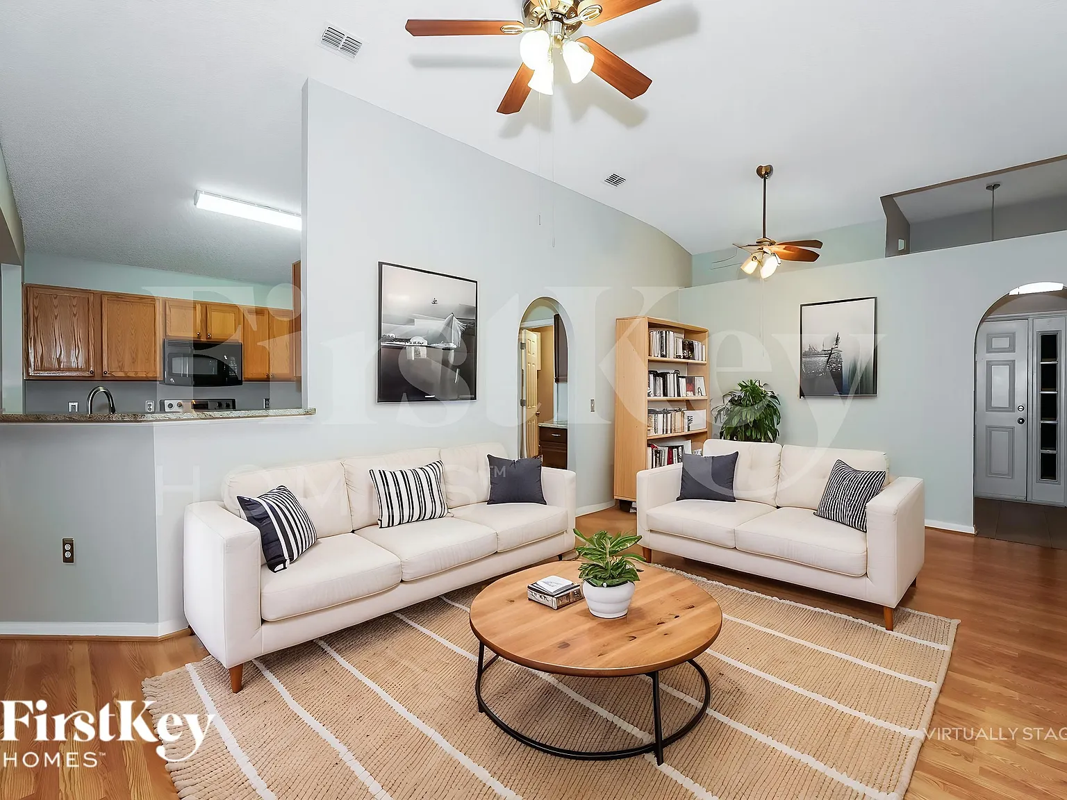 4 bed, 2.0 bath, 1893 sqft, $1,840 — Photo 3
