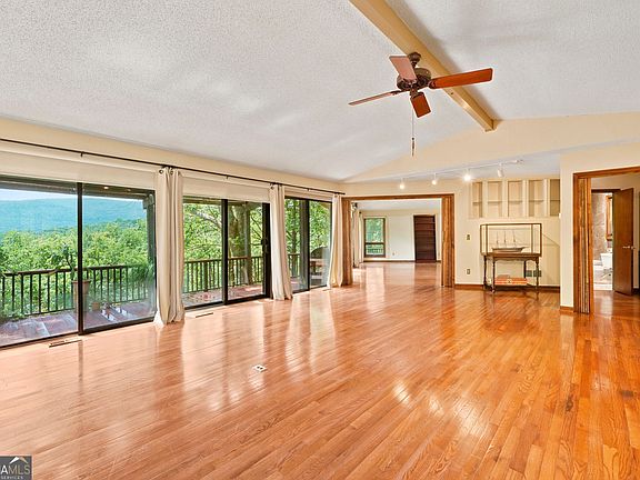 5th image of 214 Ponderosa Ln