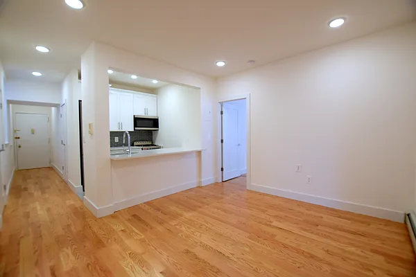 Rented by Compass | media 43