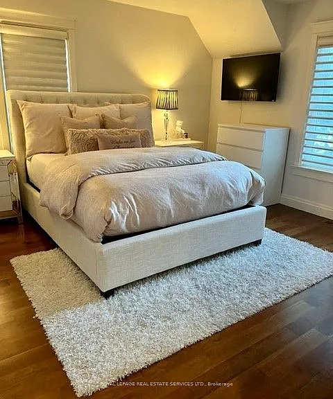 33 Howard Ave — Photo 20