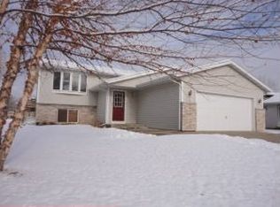 1927 23 1/2 St SE, Rochester, MN 55904