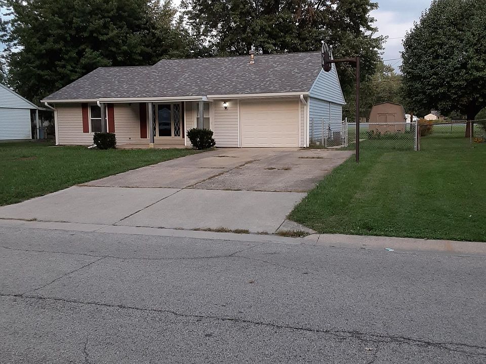 Front of house with garage