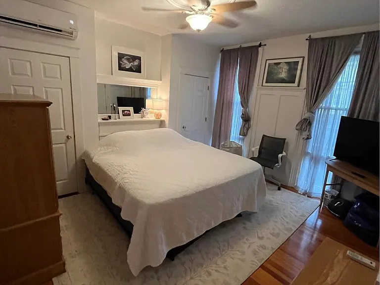 53 S Washington St #1 — Photo 2