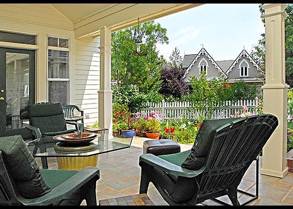 3rd image of 120 Nunan St