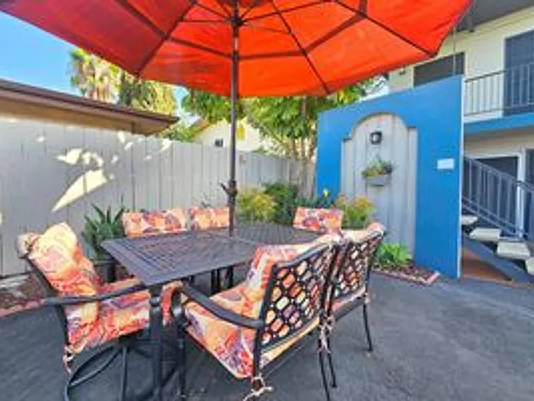 4417 Parks Avenue — Photo 44