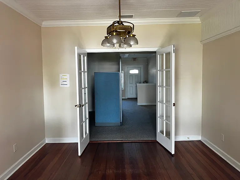 200 SW Atlanta Ave — Photo 8