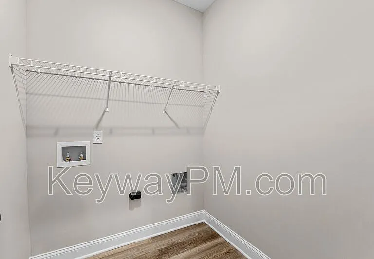 2103 Denmark Ave SE — Photo 9