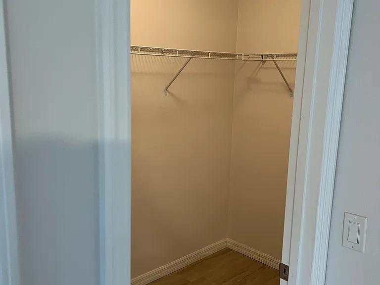 600 Northern Way #1005 — Photo 33