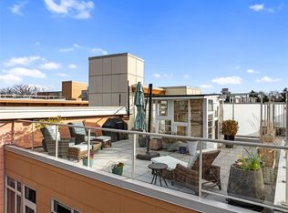 1035 Sutlej St #304, Victoria, BC V8V2V9