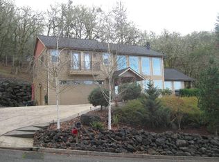 1410 SE Parkwood Dr, Roseburg, OR 97470