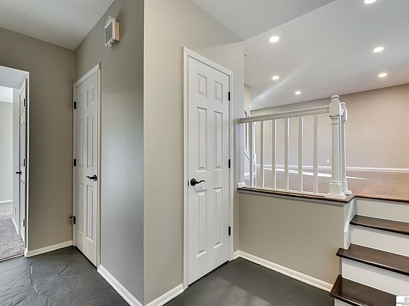 3rd image of 1801 Sherry Dr