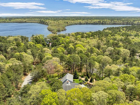 2nd image of 108 Wintergreen Lane
