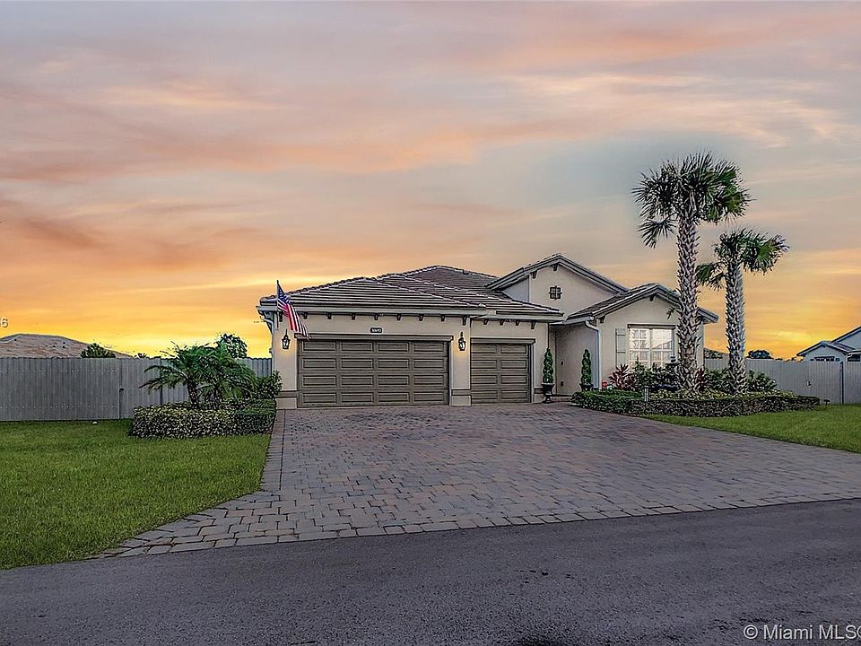 2nd image of 30693 SW 191st Ct