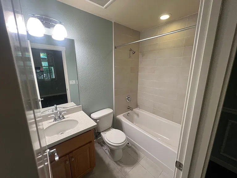 221 Geary Way — Photo 4