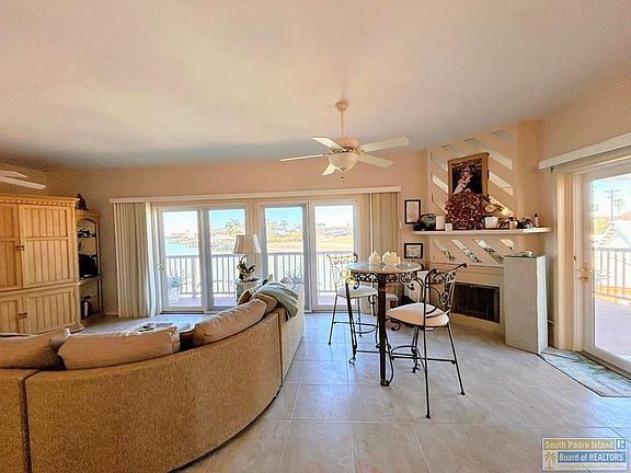 4th image of 226 W Houston St #202-B