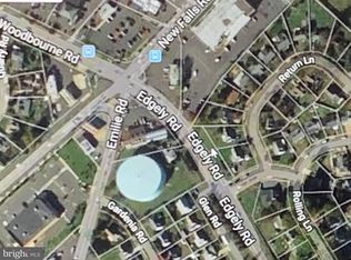 L23517 Edgely Rd, Levittown, PA 19055