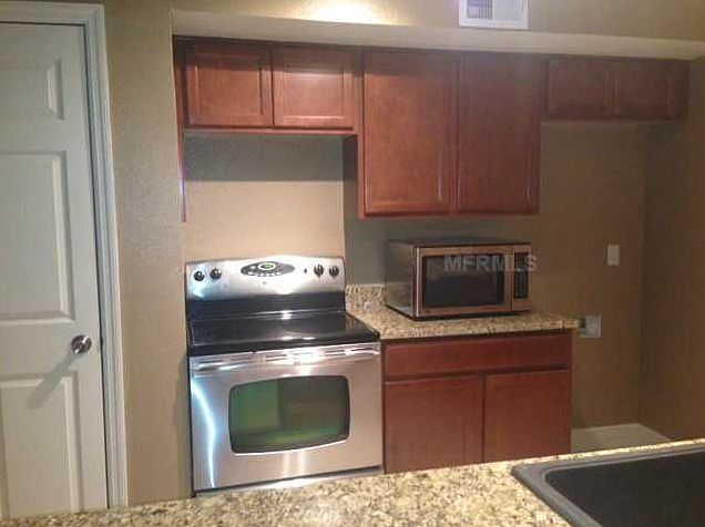 1st image of 482 N Pin Oak 100 Pl