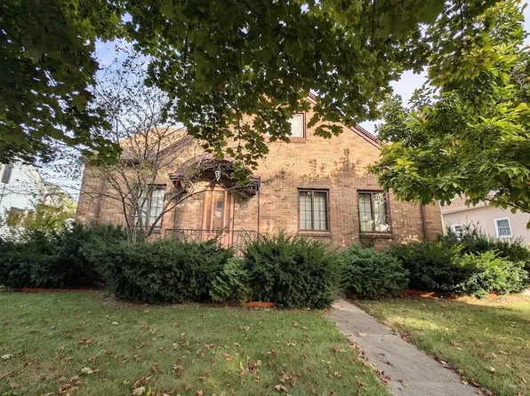 1720 Bay St, Saginaw, MI 48602