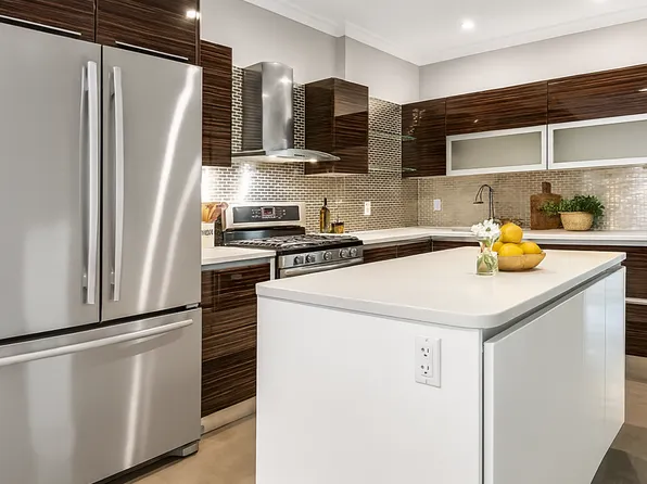 50 Fort Greene Place image 3 of 10