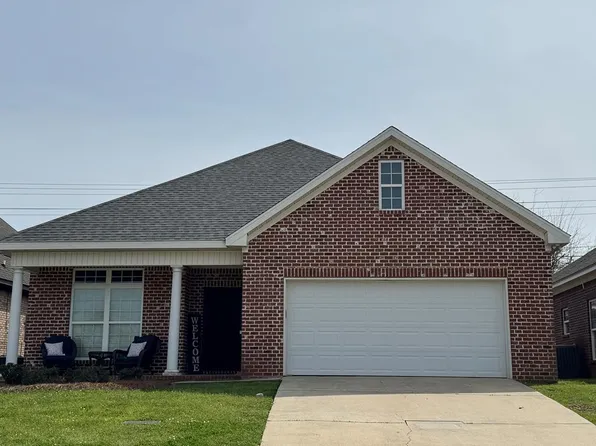 241 Veritas Dr, Dothan, AL 36303