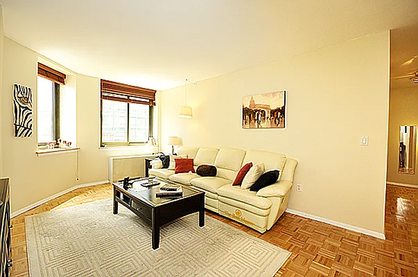 Sold by Real Direct | media 3