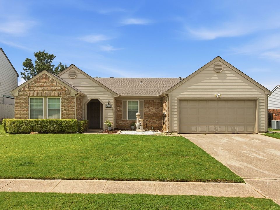1st image of 2627 Bayberry Ln