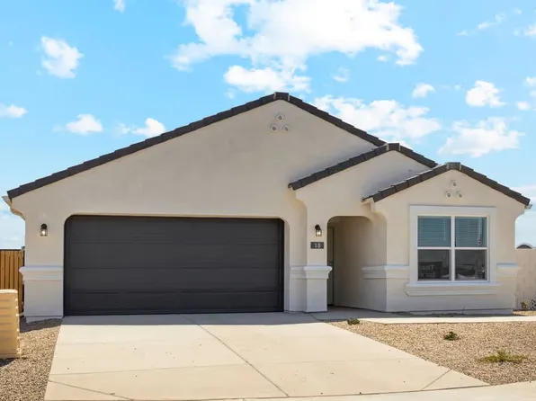 Solana Place at Carlton Commons