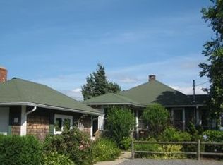 81 Sauga Ave, North Kingstown, RI 02852