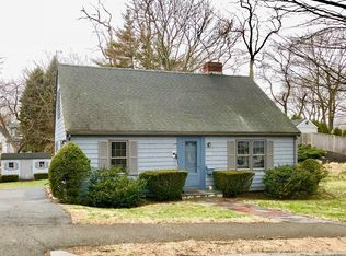 182 Green St, Marblehead, MA 01945