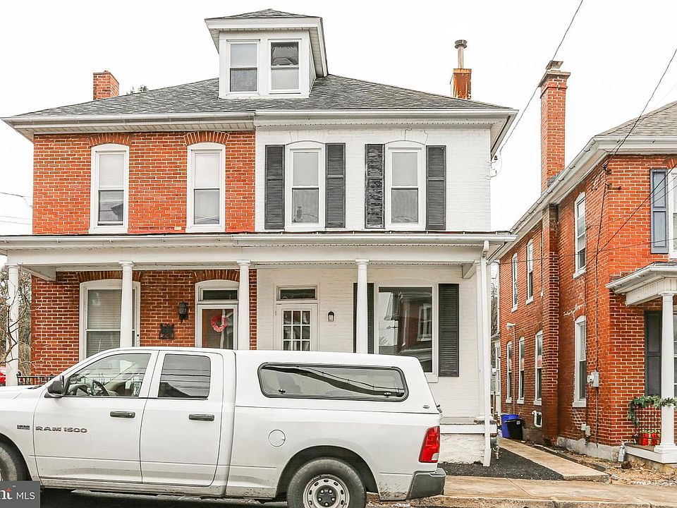 1st image of 26 N Poplar St