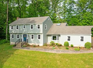 11 Dickinson Rd, Marlborough, CT 06447