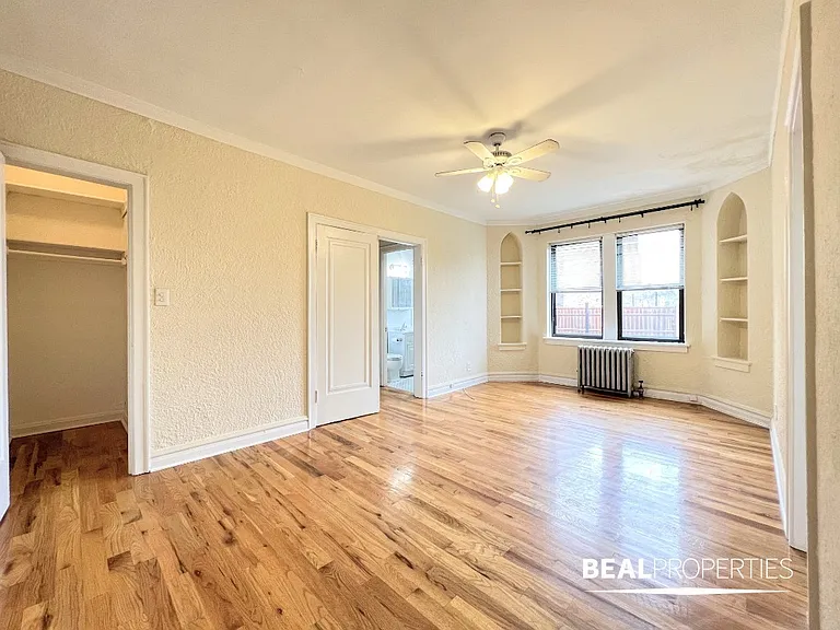 4829 N Damen Ave — Photo 13