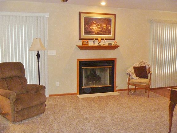 4th image of 213B Oakwood Ave