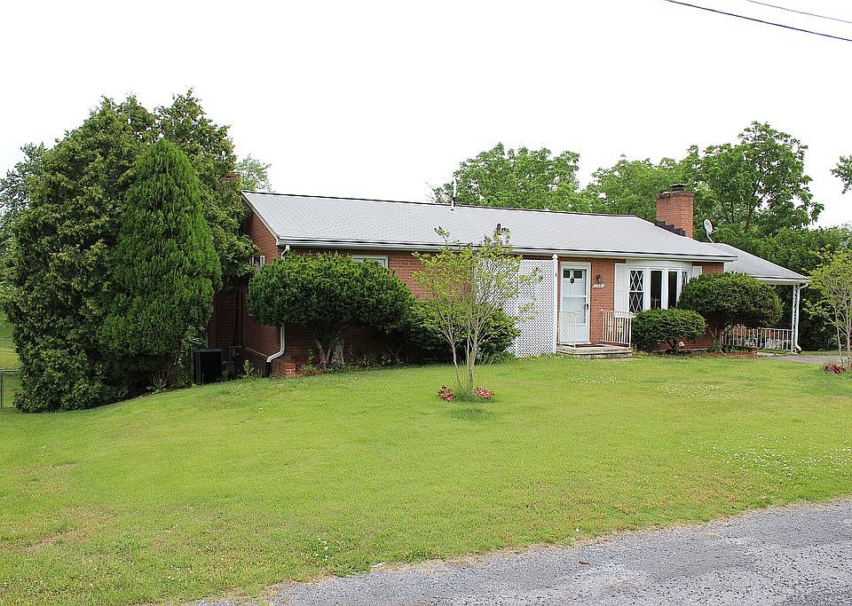 1st image of 105 Cherry Hill Cir