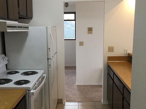 5th image of 2327 Boylston Ave E APT 6