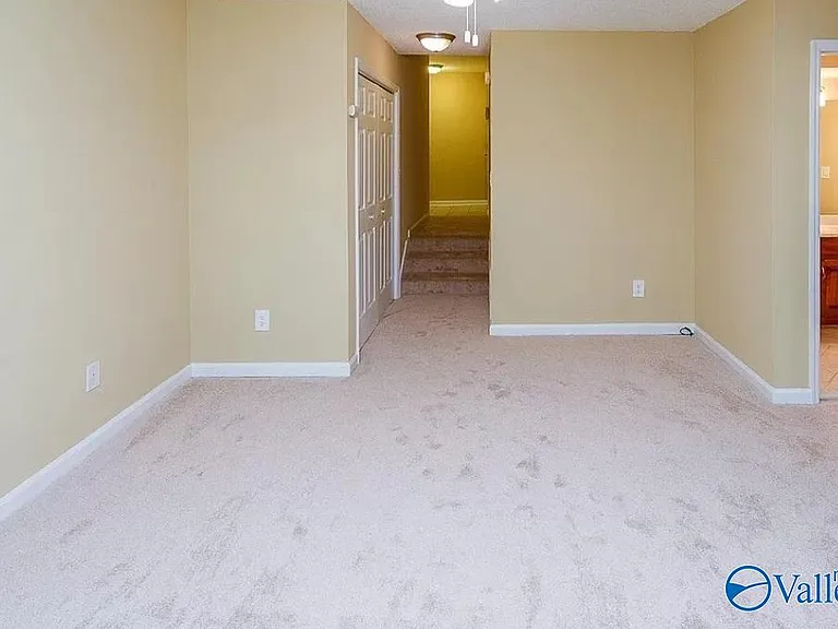 207 Mountain Ridge Dr #4 — Photo 17