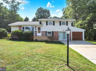 1002 Drexel Hills Blvd, New Cumberland, PA 17070