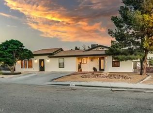 1534 Corbett Dr, Las Cruces, NM 88001