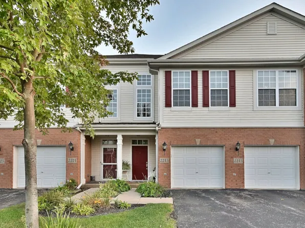 2215 Concord Dr #2215, McHenry, IL 60050