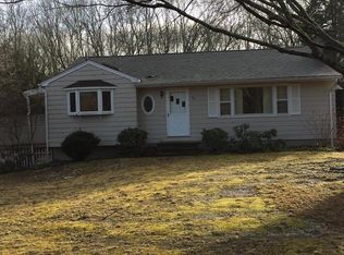 27 Reservoir Rd, Killingworth, CT 06419