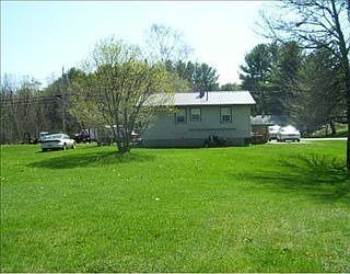 2nd image of 997 Warren Hill Rd