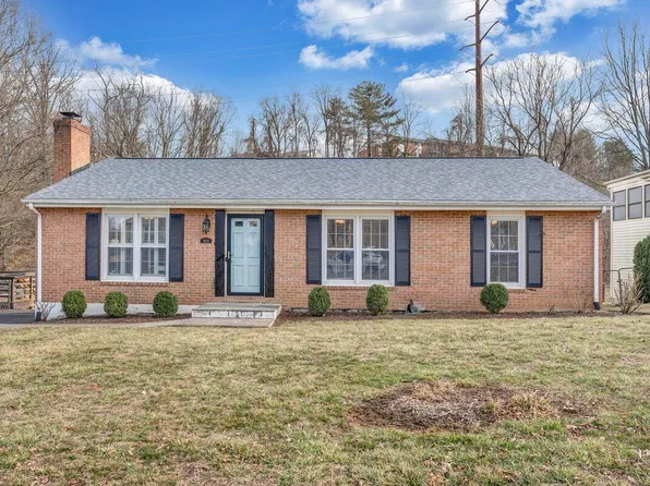 3628 Janney Ln, Roanoke, VA 24018