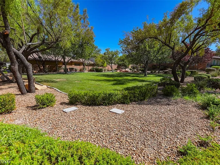 11057 Village Crest Ln — Photo 25