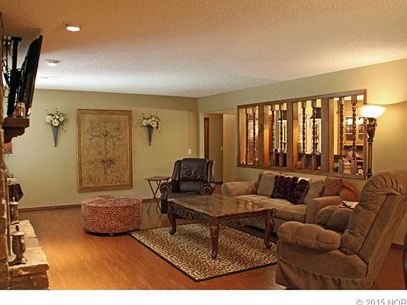 4th image of 1632 Whitney Ln