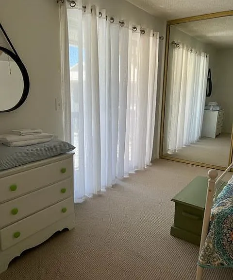 301 SE Castle Ct — Photo 18