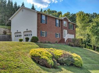 4431 Olyvia Pl, Roanoke, VA 24018