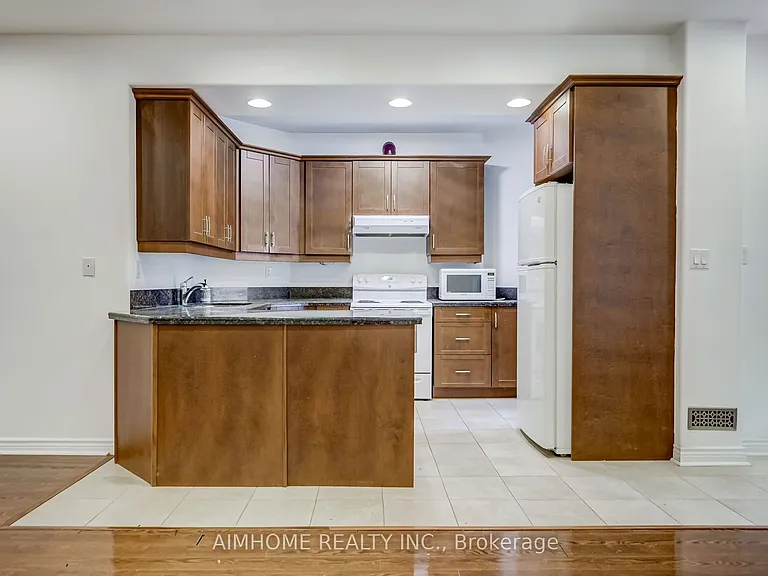248 Dunview Ave #L — Photo 5