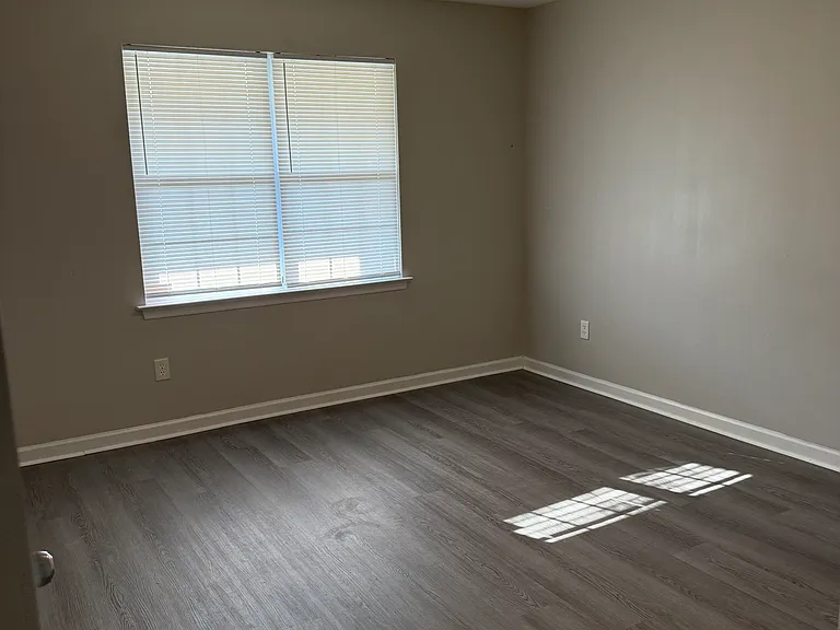 816 Westbrook Ct — Photo 20