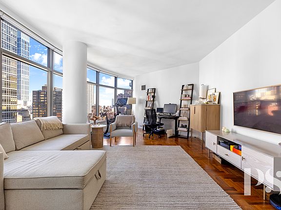 3rd image of 250 E 54th St APT 22C