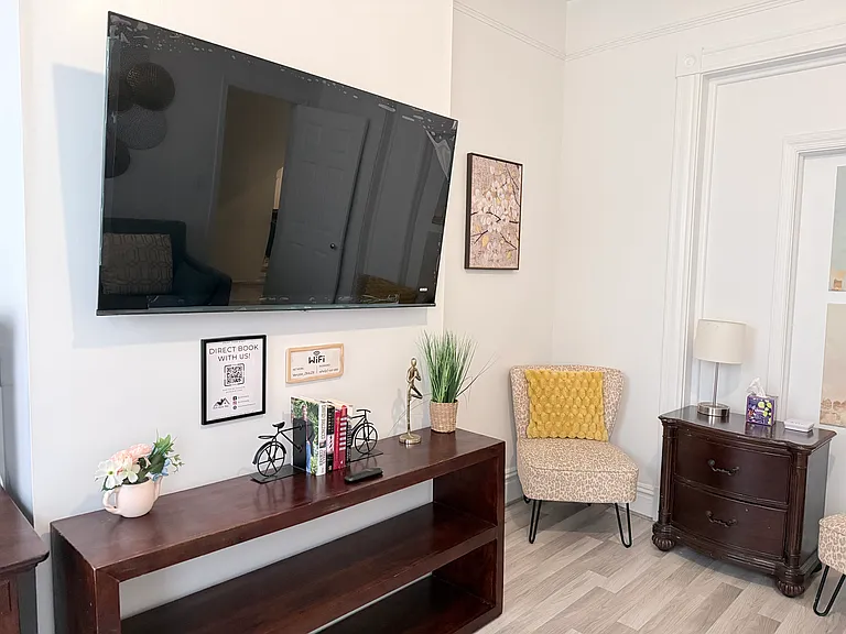 1320 W Main St #1 — Photo 16